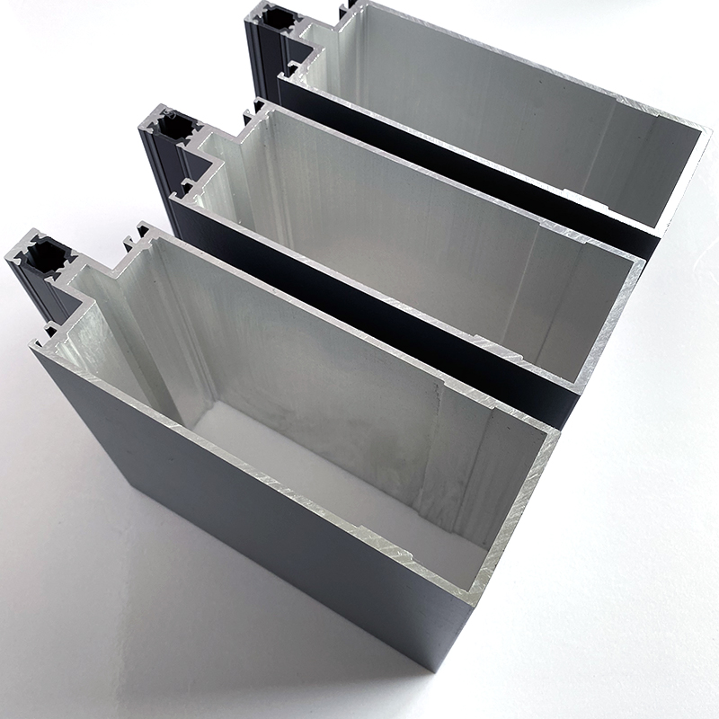 Curtain wall profile